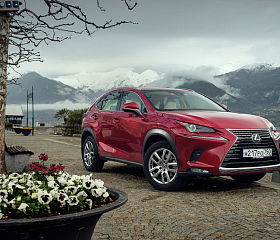 Lexus NX 2018